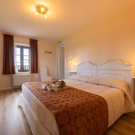 Casale In Collina Kır Evi *