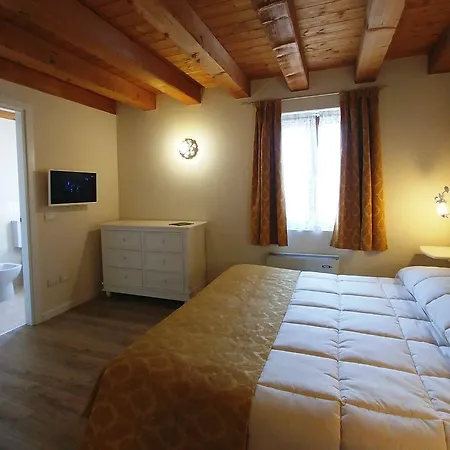 Casale In Collina * Каприва-дель-Фриули