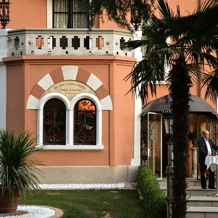 בית כפרי Casale In Collina *